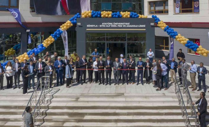 Süheyla-Sıtkı Alp Fen ve Anadolu Lisesi’nin açılışı düzenlenen törenle gerçekleşti