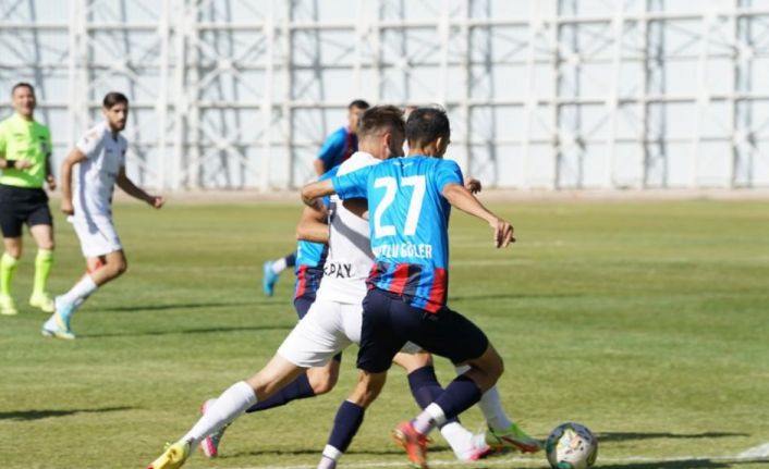 TFF 3. Lig: 68 Aksaray Belediyespor: 1 - Beyoğlu Yeni Çarşı SK: 3