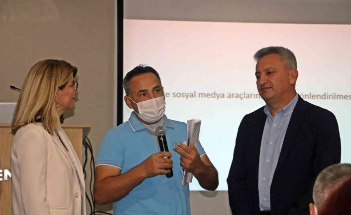 Uzmanlar 1 yıl boyunca konuşamayan hastayı örnek göstererek uyardı: “Sigaranın üzerinde gördüğünüz tüm resimler gerçek”