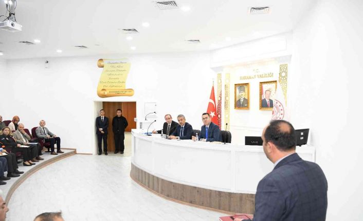 Vali Akkoyun: “Muhtarlarımız sorunların tespiti ve çözümünde çok önemli görevler üstlenmektedir”