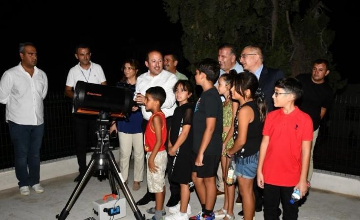 Vali Pehlivan Bilim Köyü’nde öğrencilerle buluştu