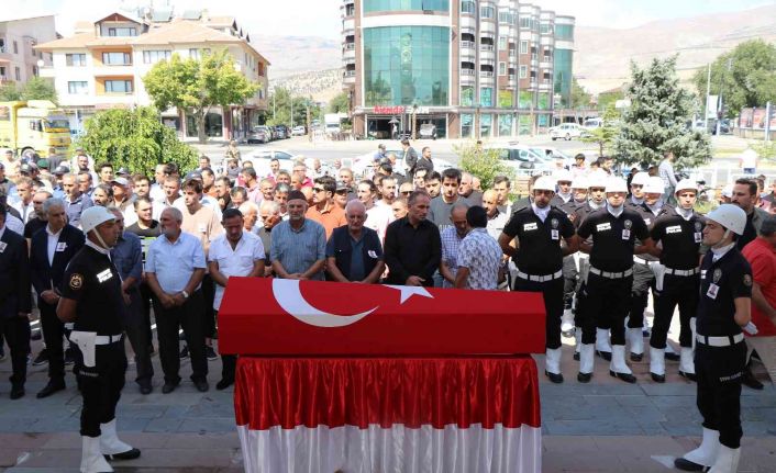 Yunus polisi Erzincan’da son yolculuğuna uğurlandı