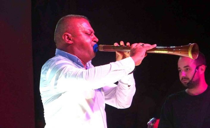 Zurnalar Menteşe’yi salladı