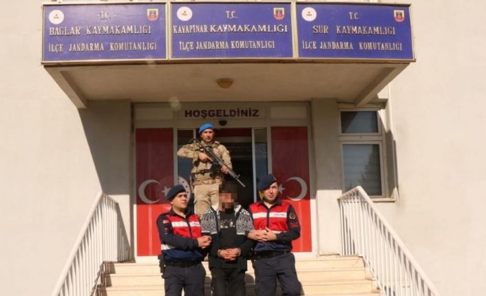 14 yıl 11 ay hapis cezası ile aranan hırsız Diyarbakır’da yakalandı