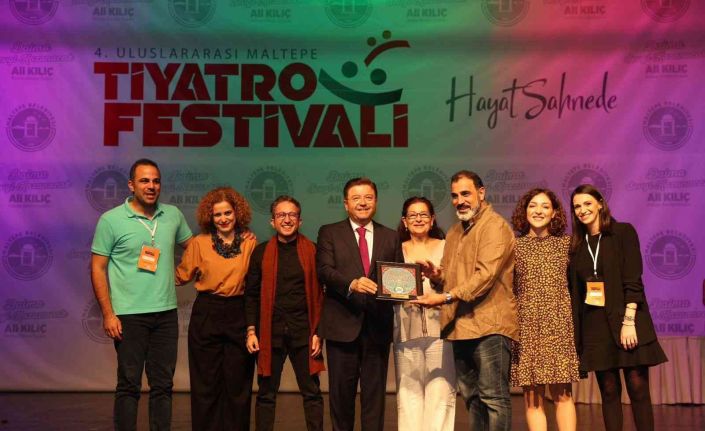 4. Uluslararası Maltepe Tiyatro Festivali, ödül töreni ile son buldu