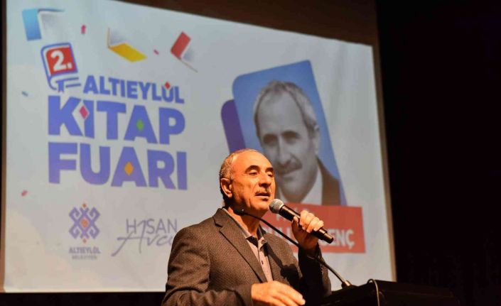 Akademisyen Şair Nurullah Genç Altıeylül’de