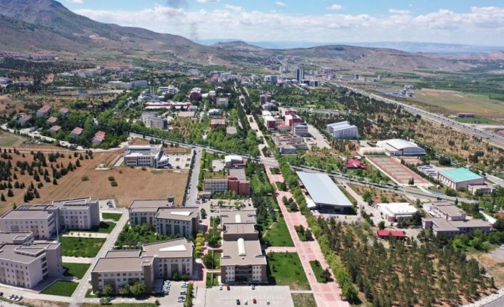 Akademisyenler dünyanın en etkili bilim insanları listesinde