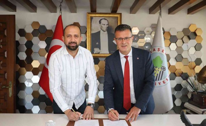 Alaşehir Belediyesi kadrolu işçilerine brüt 2 bin TL maaş artışı