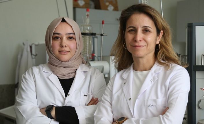 Ambalajıyla birlikte yenilebilir takviye gıda üretiliyor