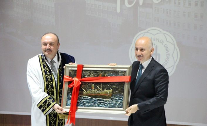 Bakan Karaismailoğlu: "Türkiye’de çıtayı öyle bir yükselttik ki oradan aşağı inmemiz mümkün değil"