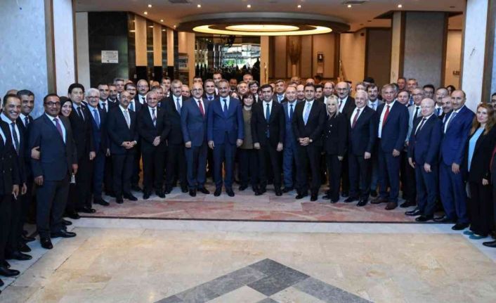 Bakan Özer, il milli eğitim müdürleri ile Ankara’da bir araya geldi