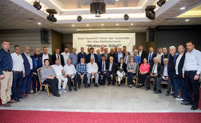 Başkan Akay, muhtarlarla bir araya geldi