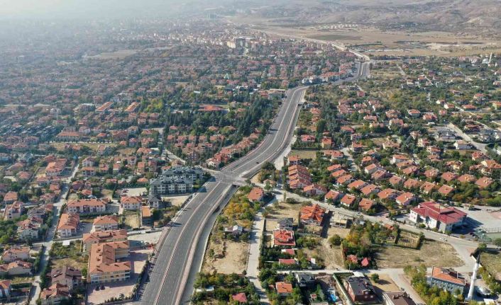 Başkan Altay: “Abdülhamid Han Caddesi şehrin trafik yükünü hafifletecek”