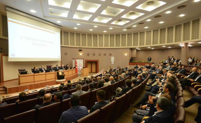 Başkan Burkay: "TOGG, otomotiv endüstrimizin geleceğine yön verecek"