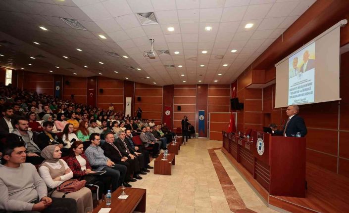 Başkan Osman Zolan, PAÜ’lü gençlerle bir araya geldi