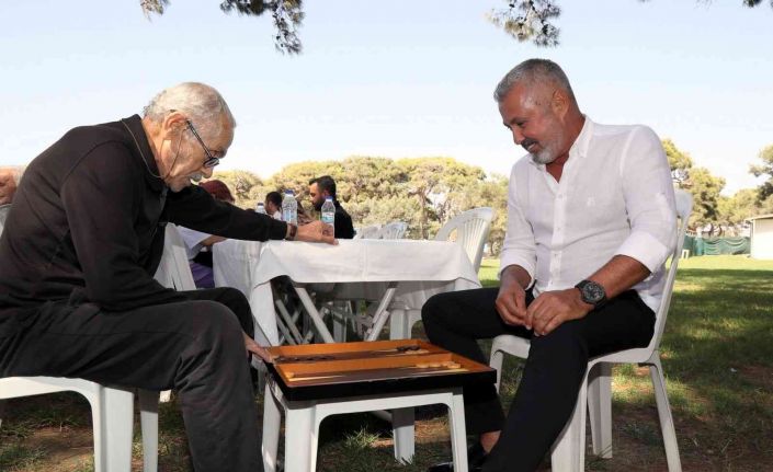 Başkan Sözen büyüklerini unutmadı