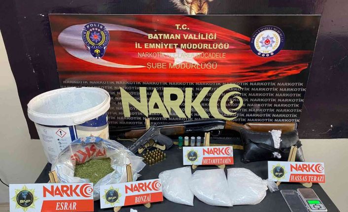 Batman merkezli 6 ilde uyuşturucu satıcılarına operasyon: 60 gözaltı