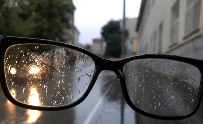 Bayburt’ta kuvvetli yağış ve fırtına uyarısı