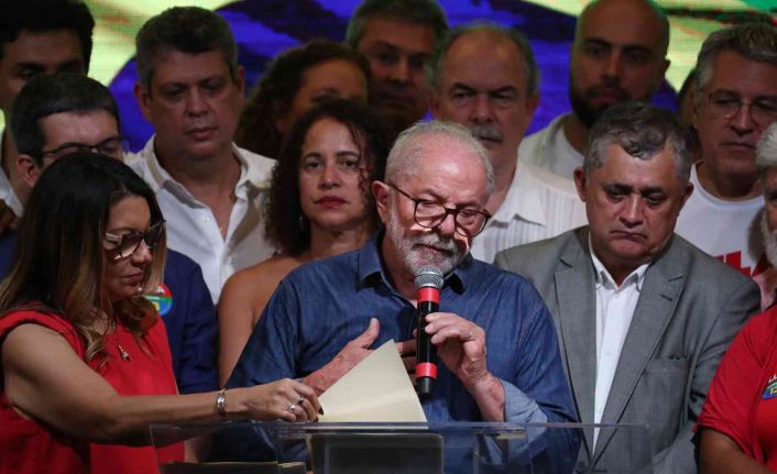 Brezilya’da başkanlık seçimini kazanan Lula: “Seçimlerin galibi Brezilya halkı”