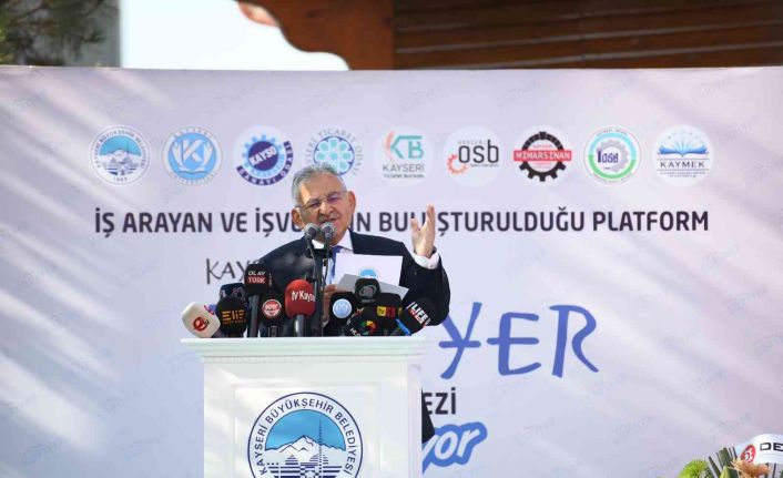 Büyükşehir’in Kariyer Merkezi, 1 ayda 100 kişiye istihdam sağladı