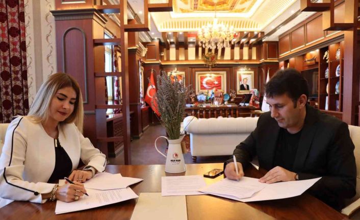 Çat Belediyesi ve Erzurum Kadın Kooperatifi işbirliğinde lavanta üretimi protokolü