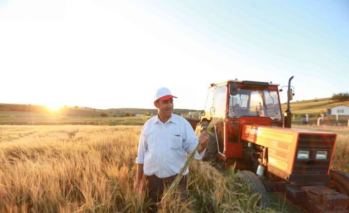 Çiftçiye, sıfır faizli kredi ile elektrik borcu faizlerinin yüzde 50’sini silme imkanı