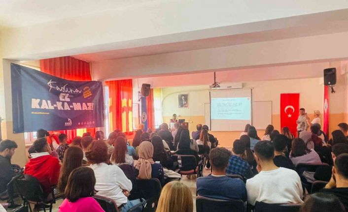 Denizli jandarması aile içi ve kadına yönelik şiddetle mücadelesini sürdürüyor