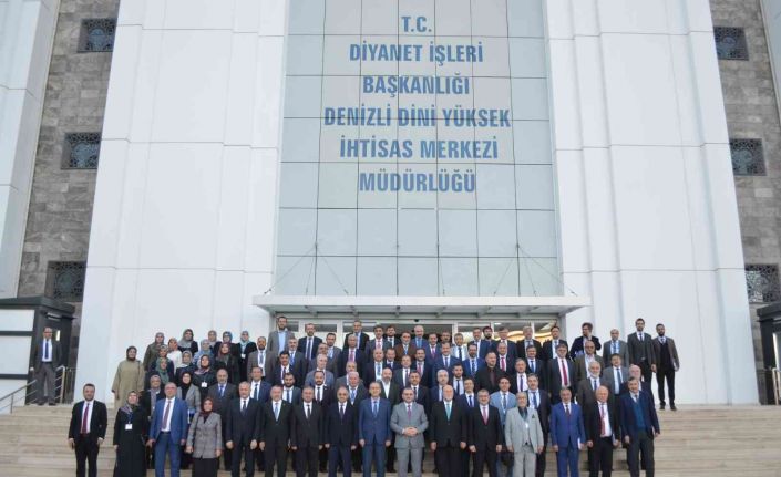 Denizli’de ADRB ve gençlik çalıştayı bölge istişare toplantısı yapıldı