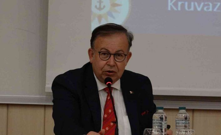 Doç. Dr. Cihat Yaycı: "Yunanistan’ın karasularını 1 mil arttırmasına izin vermemeliyiz"