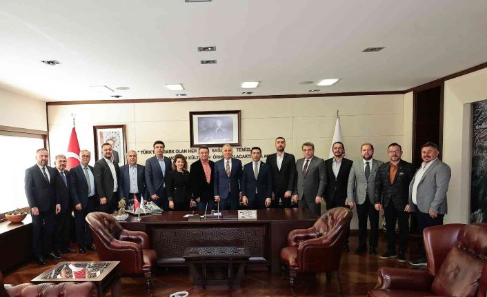 DTO ailesi, Başkan Zolan’la bir araya geldi