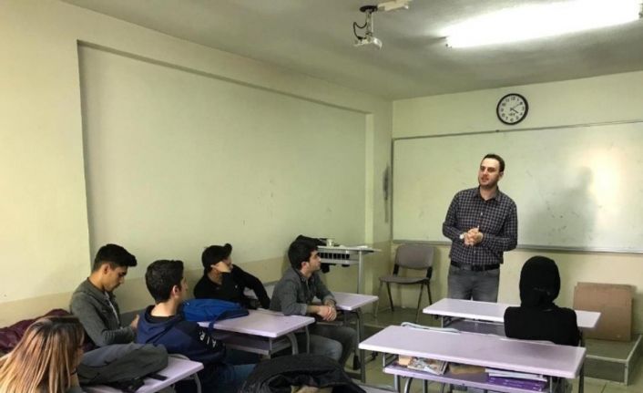 Düzce’de derslik başına düşen öğrenci sayısı 19’a düştü