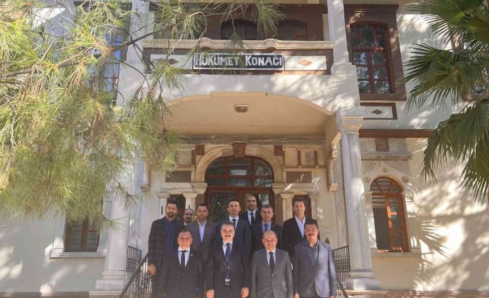 Edremit Ticaret Odası yönetiminden kaymakama ziyaret