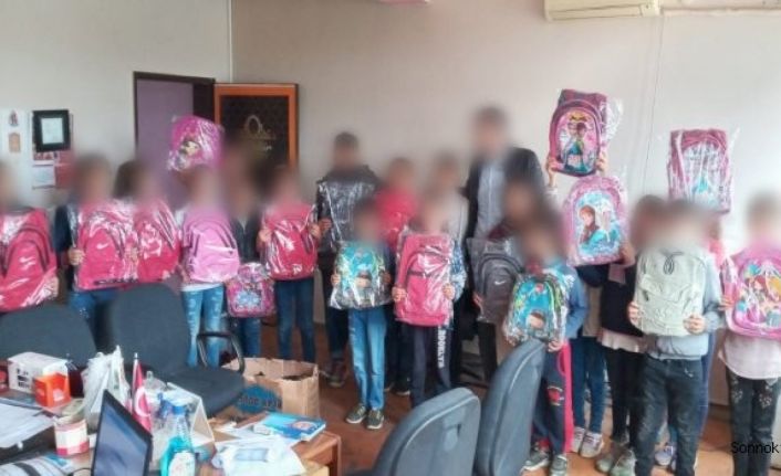 Eğitim için seferber oldular, 3 bin 200 öğrencinin yıllık kırtasiye ihtiyacı karşılandı