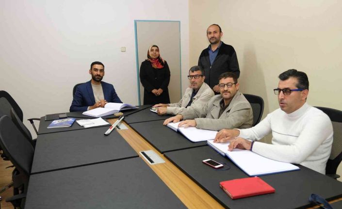 Erzincan’da görme engelliler, Braille alfabesiyle Kur’an-ı Kerim öğreniyor