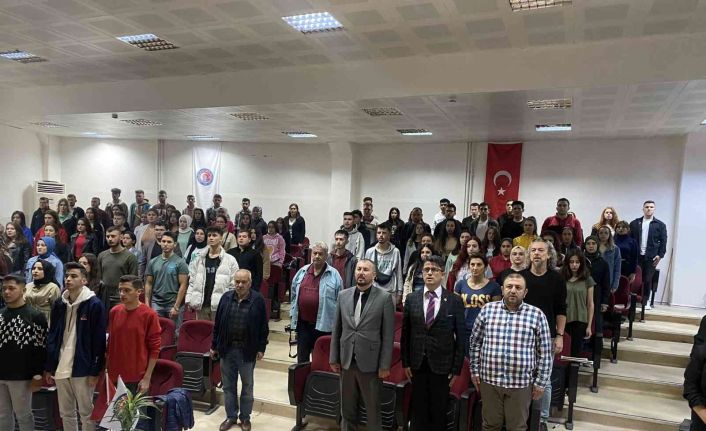 Ezine Meslek Yüksek Okulu’nda ilk ders Altınok’tan