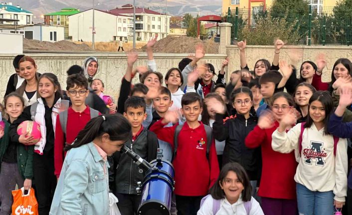 Güneş ve ay aynı semada gözlemlendi