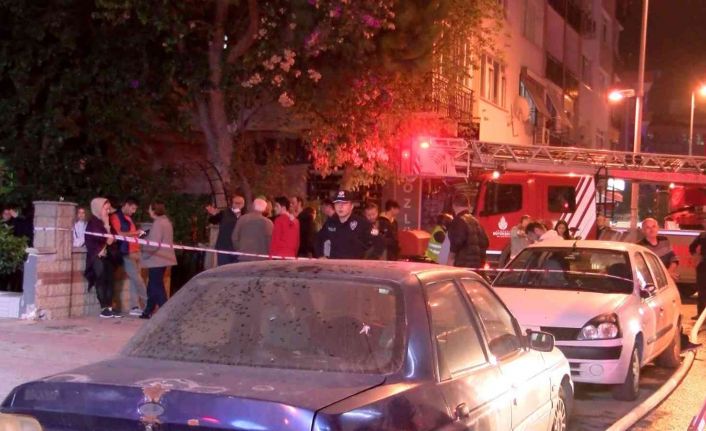 Kadıköy’de gecekonduları alevler sardı: 1 kişi hastaneye kaldırıldı