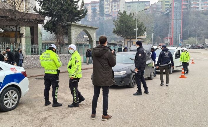 Karabük’te haklarında arama kararı bulunan 123 kişi yakalandı