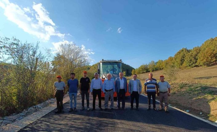 Kaymakam Altay, yol çalışmasını inceledi