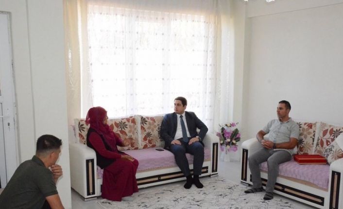 Kaymakam Başar, şehit yakınları ve ihtiyaç sahibi ailelerle bir araya geldi