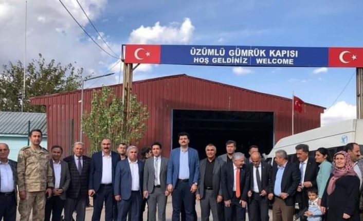 Kaymakam Kurt, Üzümlü Sınır Kapısı’nı ziyaret etti