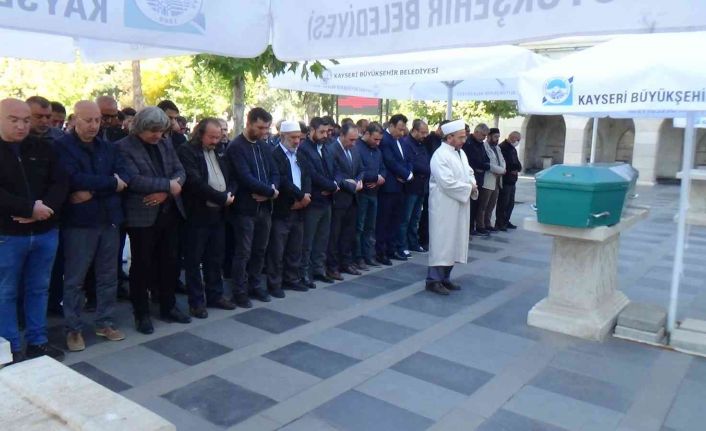 Kazada hayatını kaybeden Rümeysa toprağa verildi