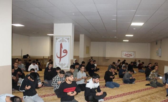 Kazada ölen üniversite öğrencisi hatim ve dualarla anıldı