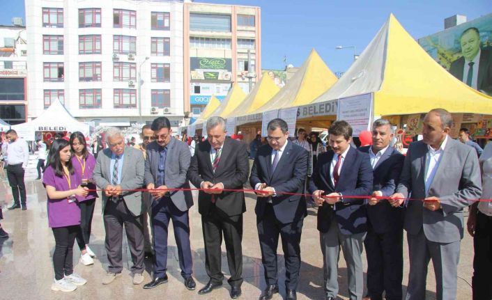 Kilis’te meslek liselilerden mesleki eğitim fuarı