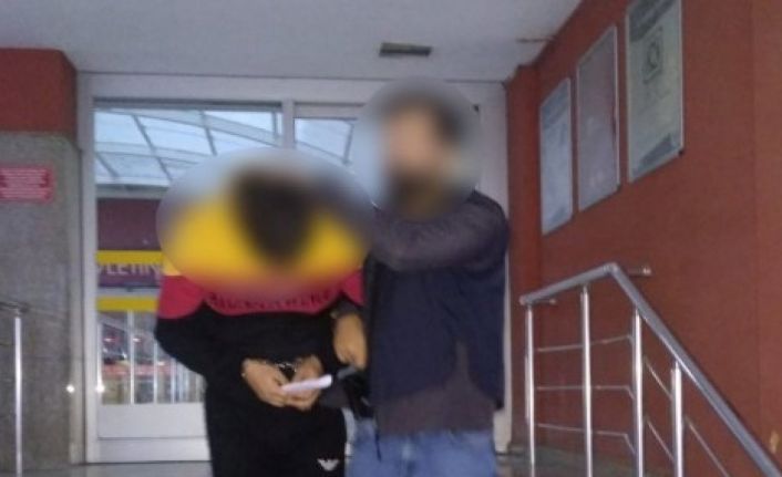 Kocaeli’de durdurulan araçta 9 düzensiz göçmen yakalandı