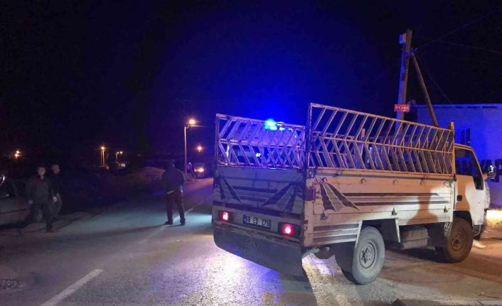 Konya’da kamyonet ile motosiklet çarpıştı: 2 yaralı