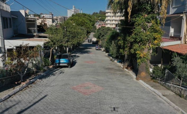 Kuşadası Belediyesi Kadınlar Denizi’ne 6 bin 500 metrekare yeni yol kazandırdı
