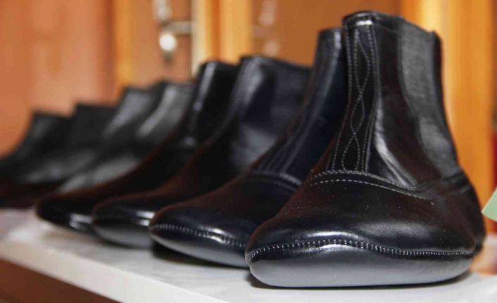 Mest pabucu gençlerin de ilgi alanına girdi