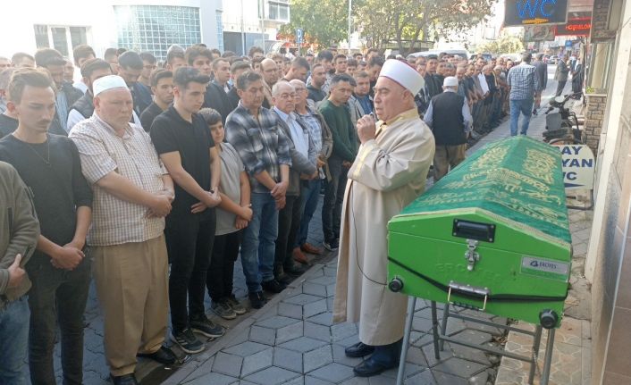Motosiklet kazasında ölen genç son yolculuğuna uğurlandı