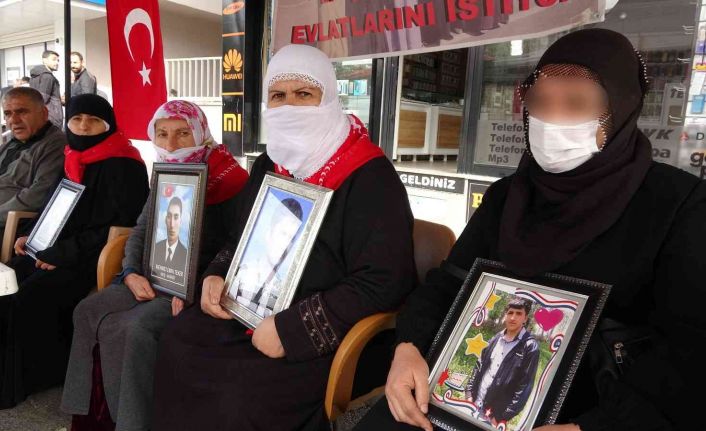 Muş’ta evlat nöbeti tutan ailelerin sayısı 42’ye yükseldi